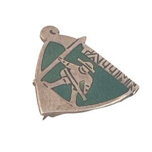 Tallin Estonia Vintage Pin Badge Soviet Era Green Enamel Silver Tone Metal Colle